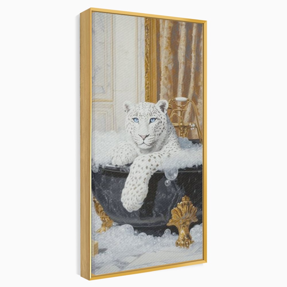 Tablou canvas cu tablou canvas cu leopard alb in cada, in rama de aluminiu auriu